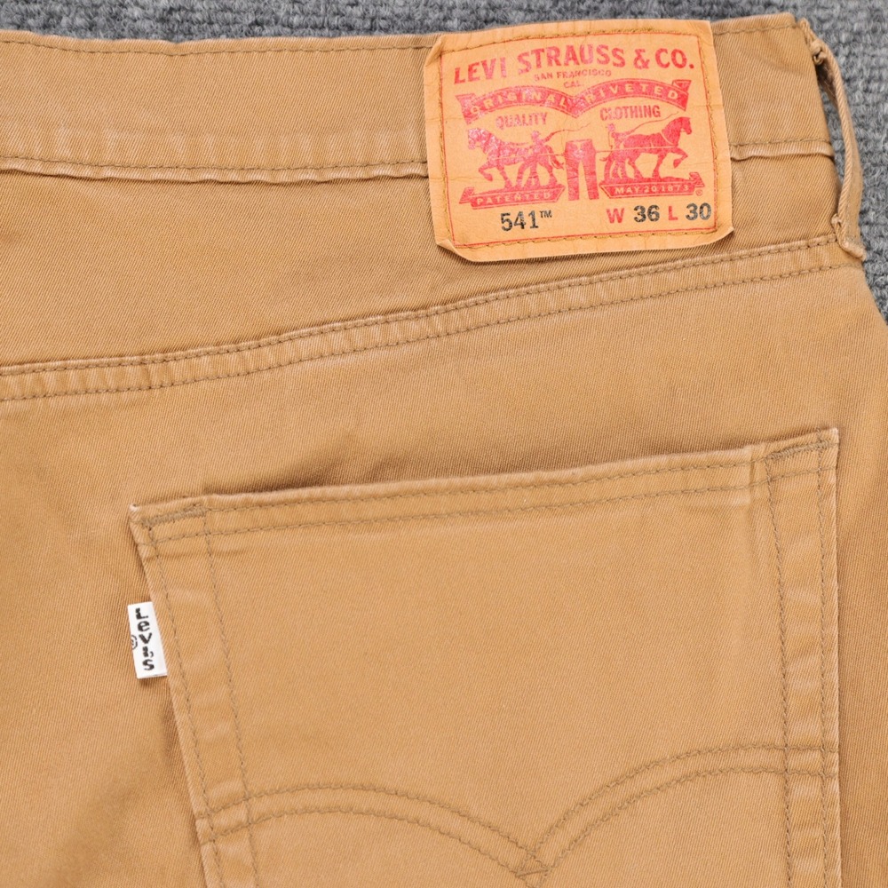 Levi's 541 Mens Athletic Taper Stretch Pants Brown 36x30 (Fits 36x29) - Picture 3 of 8